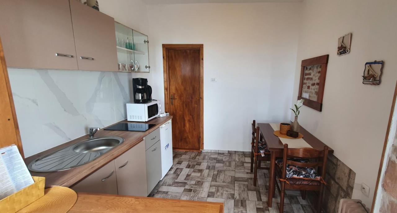 Apartmani Sidro Senj Senj  Buitenkant foto