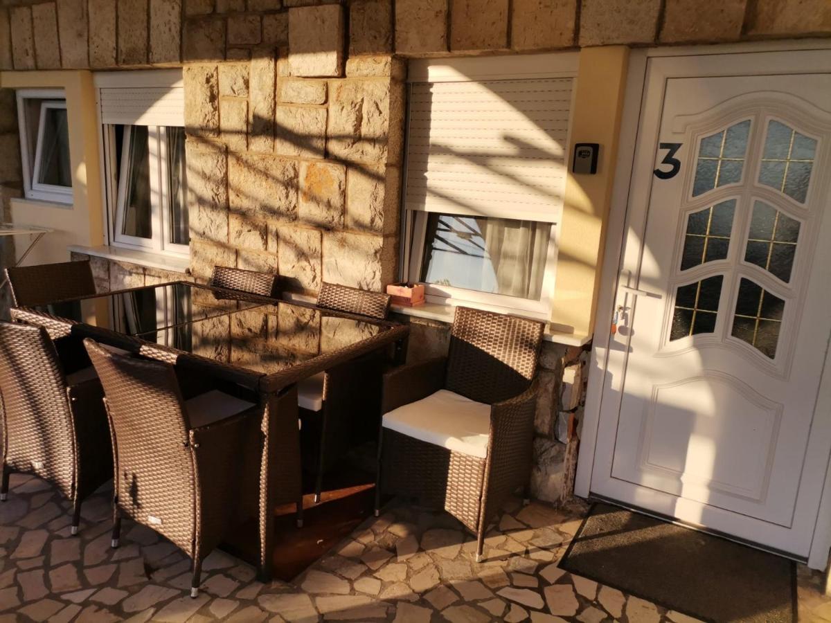 Apartmani Sidro Senj Senj  Buitenkant foto